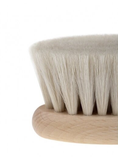 Wooden brush with natural, soft bristles by Bocioland 2