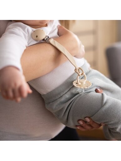 Babyono čiulptuko laikiklis silikoninis rožinis 1469/01 4 Babyono čiulptuko laikiklis silikoninis rožinis 1469/01 4