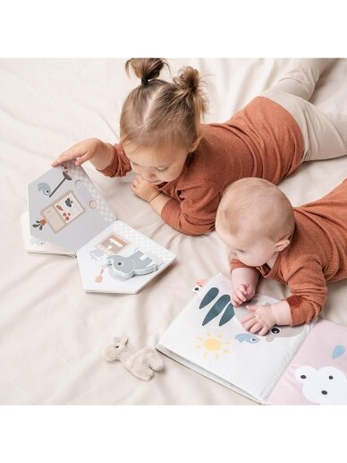 Done by Deer baby book Deer friends large, 3 months+ 6