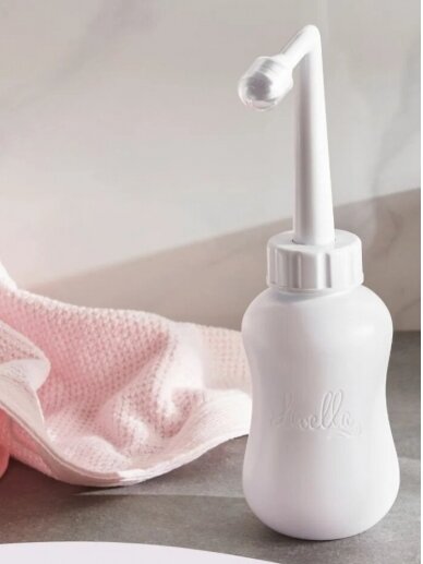Intimate hygiene wash bottle after childbirth, Livella 1
