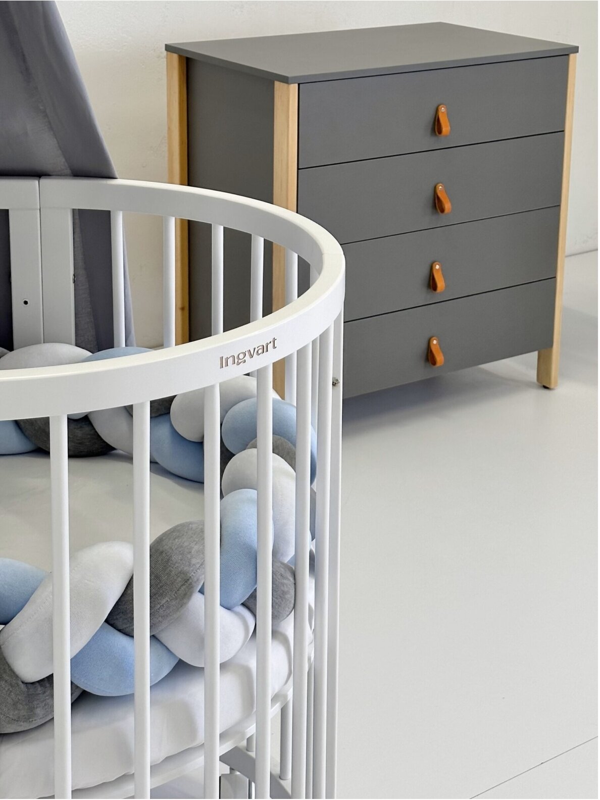 Oval convertible baby crib 9in1 Smart, Ingvart (Milky) 15