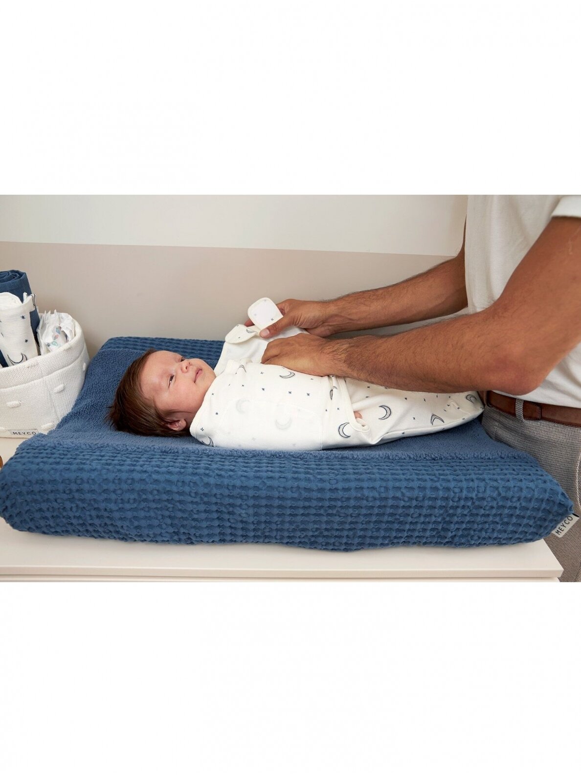 Baby Swaddle, 4-6 months by Meyco Baby, Moon indigo, TOG 1,0 2 Baby Swaddle, 4-6 months by Meyco Baby, Moon indigo, TOG 1,0 2