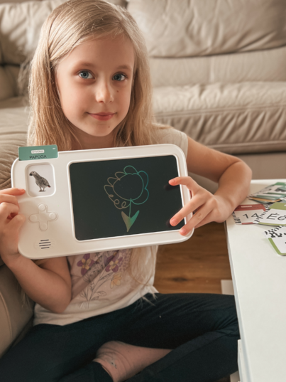 Yes For Skills Lithuanian-voiced cards "Talking Cards" with a drawing tablet 2