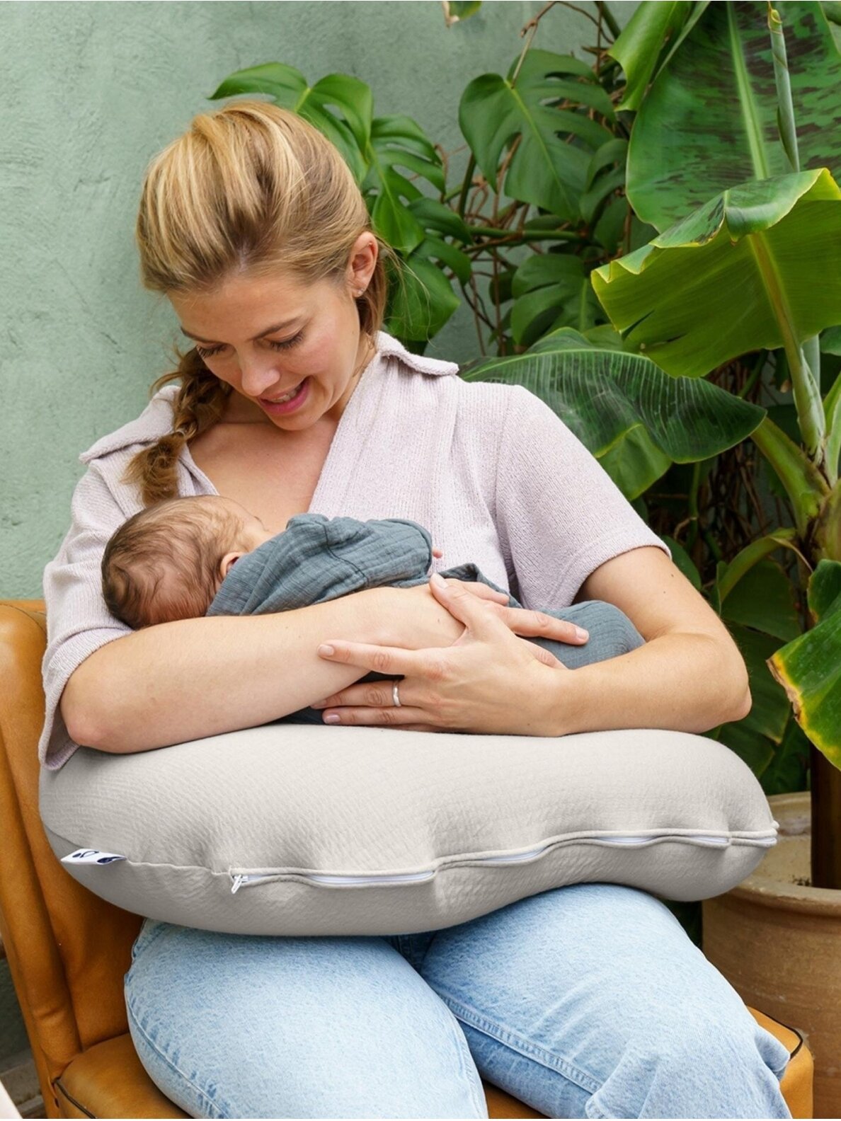 Softy nursing pillow, doomoo (Tetra Jersey Sand) 1 Softy nursing pillow, doomoo (Tetra Jersey Sand) 1